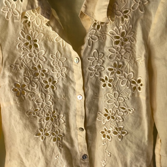 VINTAGE 90s Yellow Linen Flower Button Down Small - Picture 6 of 8